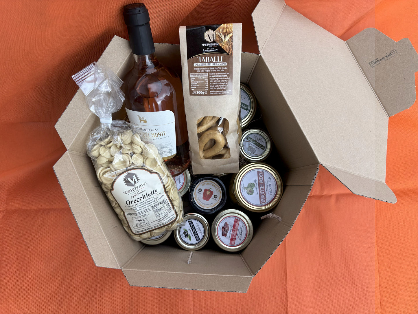 BOX ESAGONALE 16 SPECIALITA'